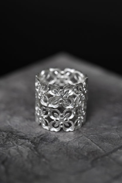 Persimmon Calyx Ring