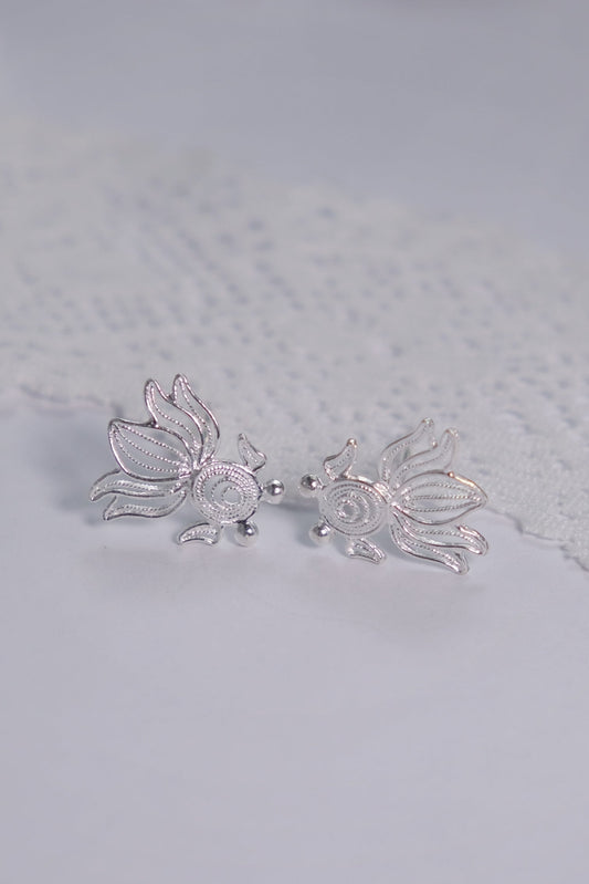 金魚花絲耳釘
