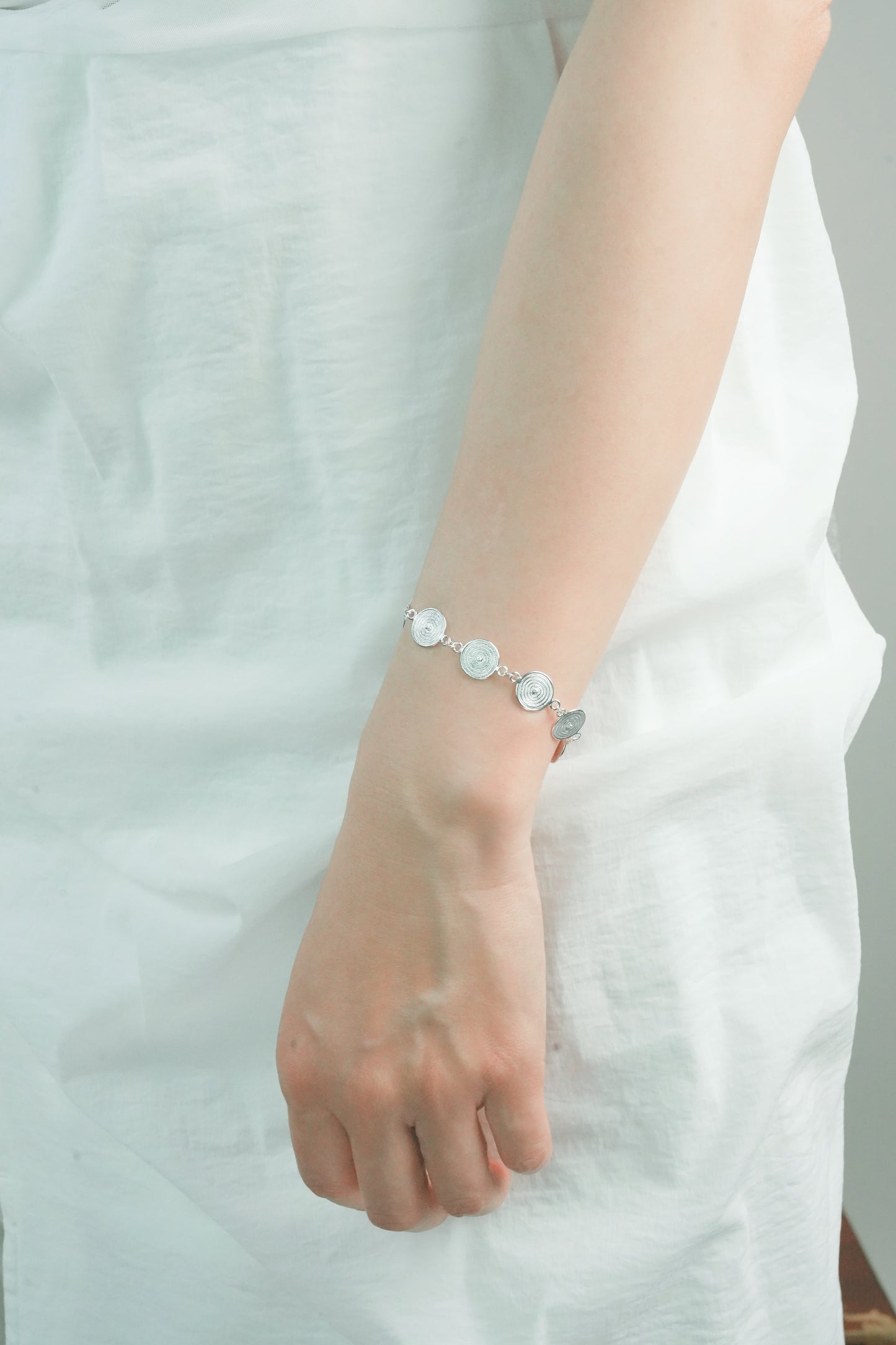 Rhythmic Vortex Link Bracelet